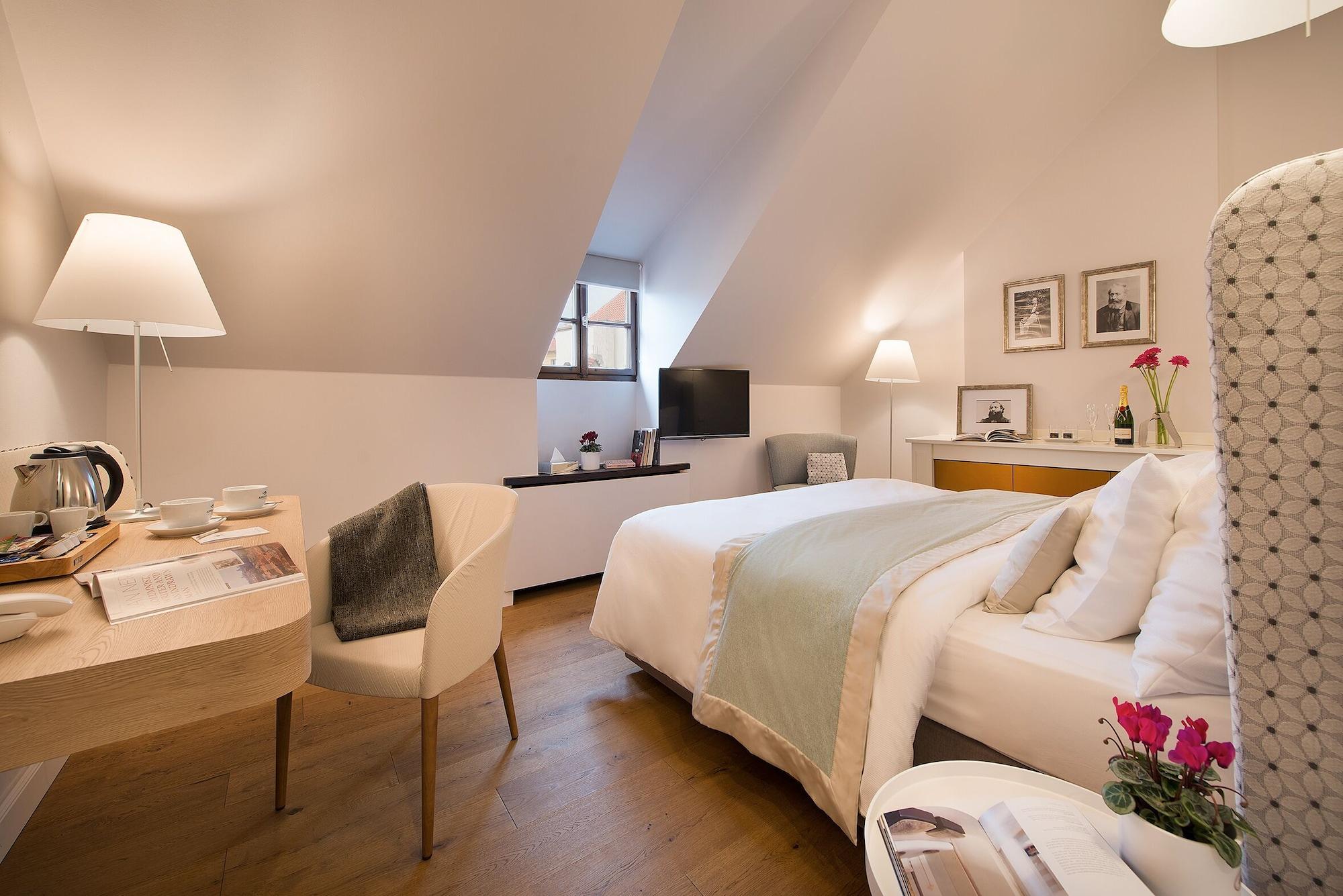 Design Hotel Neruda Prague Luaran gambar