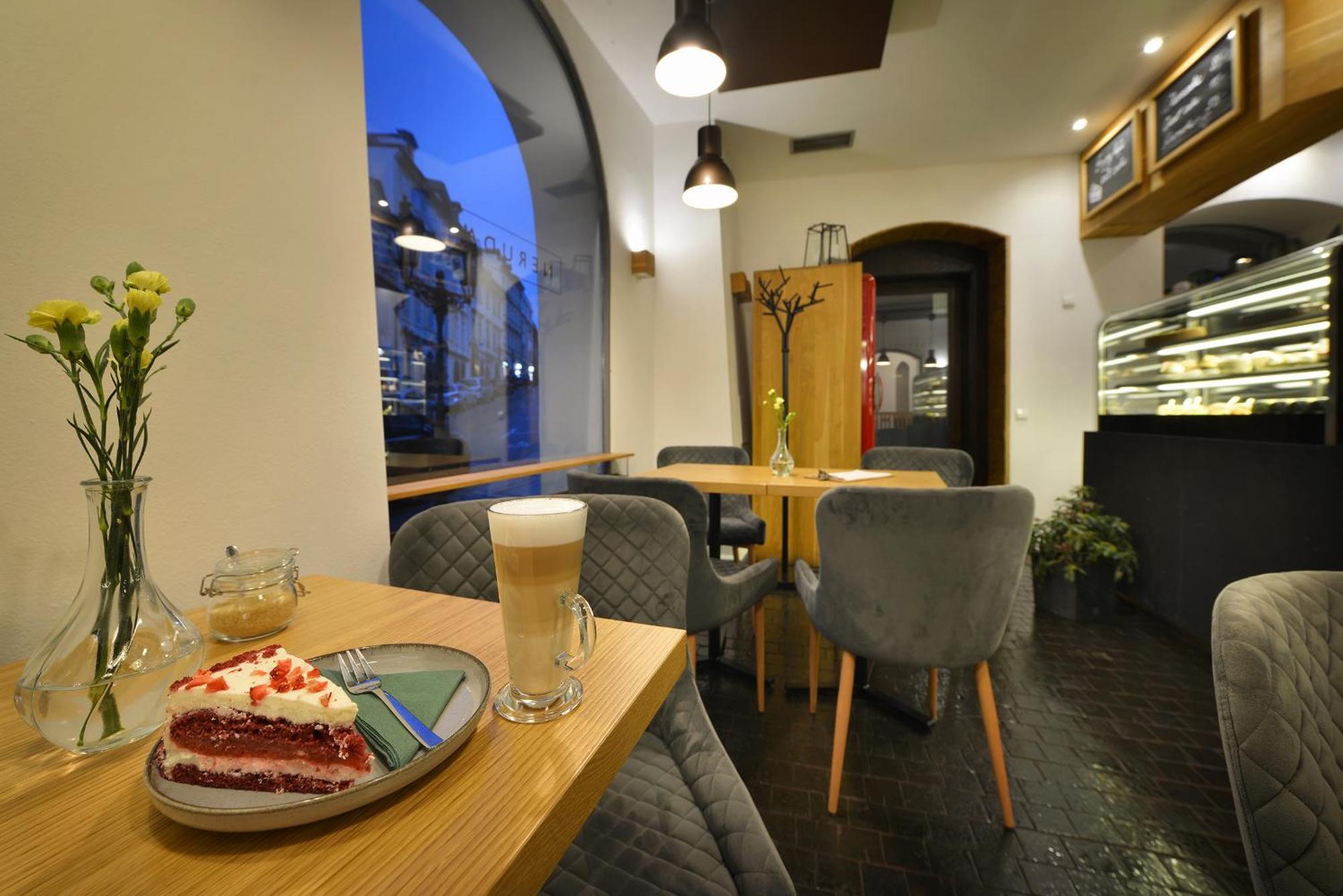 Design Hotel Neruda Prague Luaran gambar